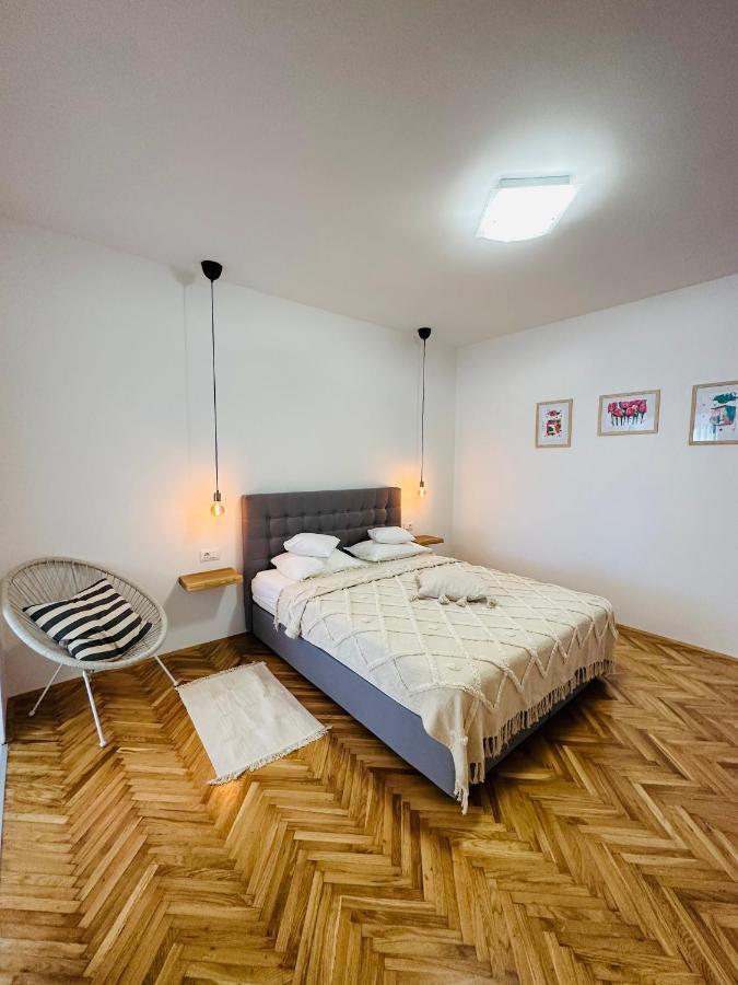 Studio Zara Ρόβινι Εξωτερικό φωτογραφία